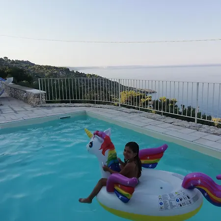 Ada Сasa de vacaciones Corsano (Apulia)