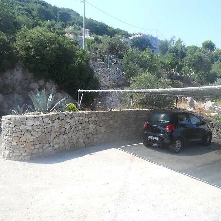 Ada * Corsano (Apulia)